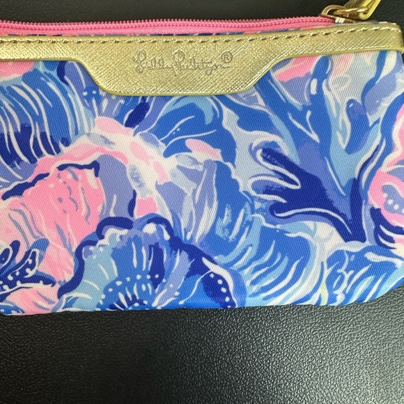 Lilly Pulitzer Shade Seekers ID Case Blue Pink Tropical Print Keychain - Picture 3 of 4